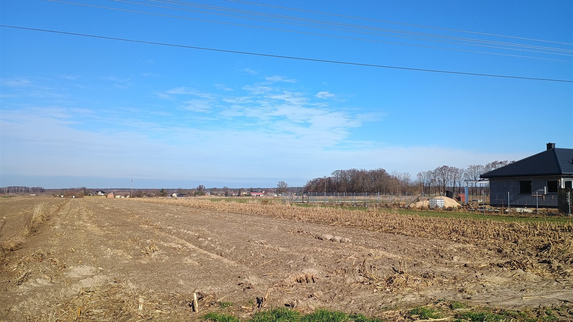 Działka na sprzedaż